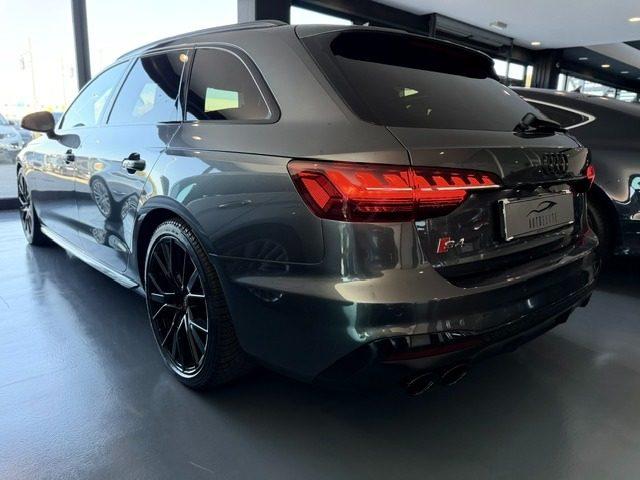 AUDI S4 Avant TDI 347cv Black Edition sport attitude