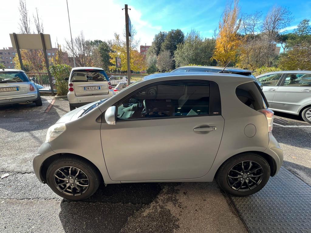 Toyota iQ 1.0 Trend CVT EU5
