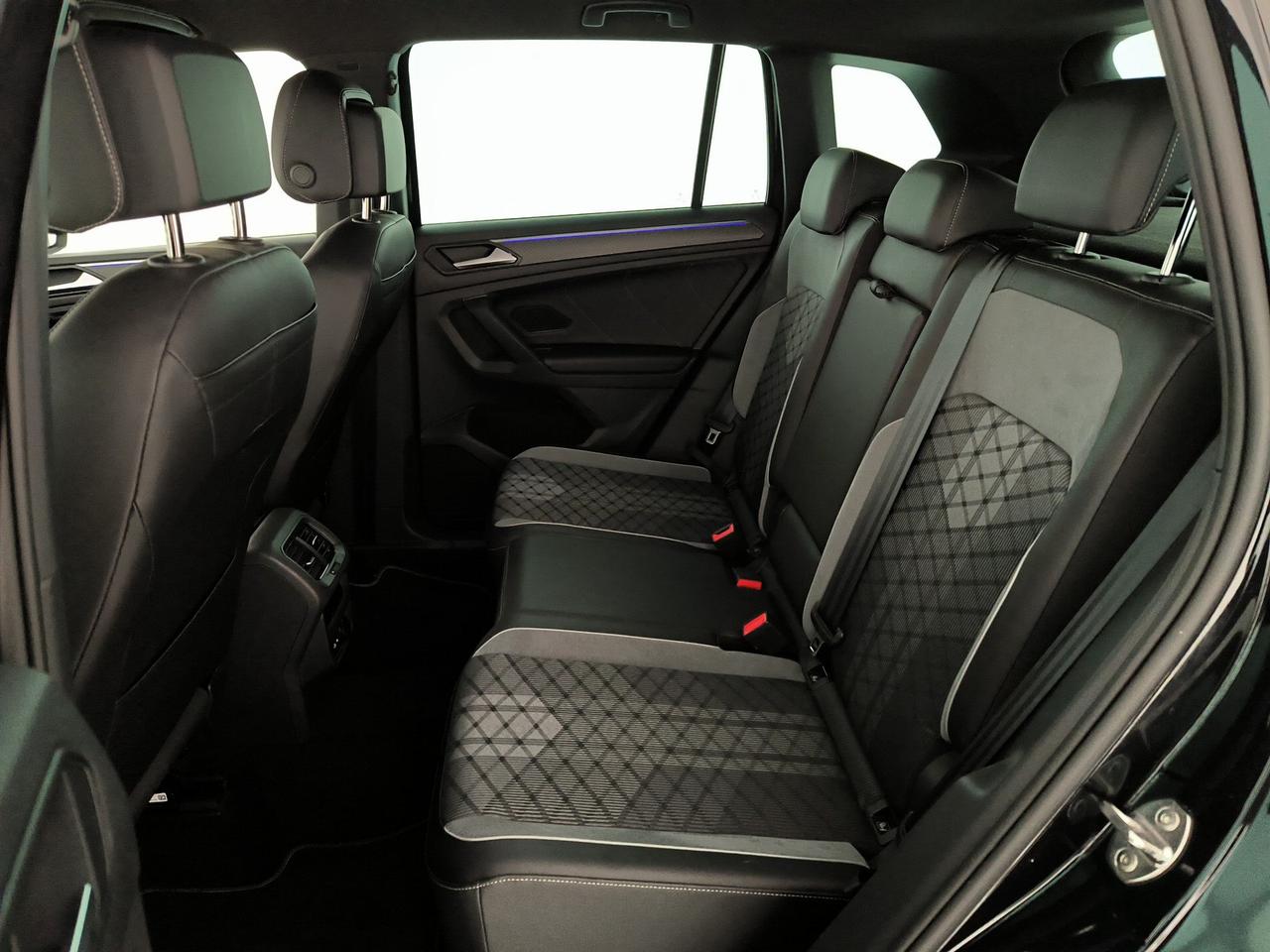 Volkswagen Tiguan 2.0 tdi r-line 150cv dsg