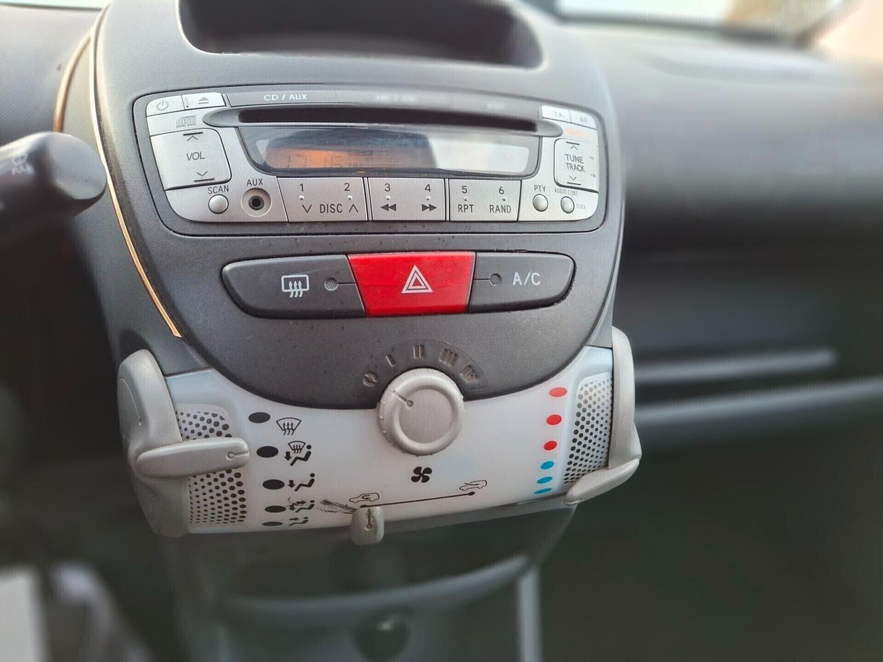 Toyota Aygo 1.0 12V VVT-i 5 porte