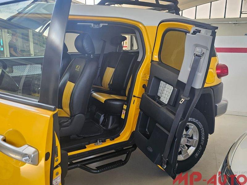 Toyota FJ Cruiser TOYOTA FJCRUISER - TENUTO OTTIMAMENTE -AUTOCARRO - IMPIANTO GPL