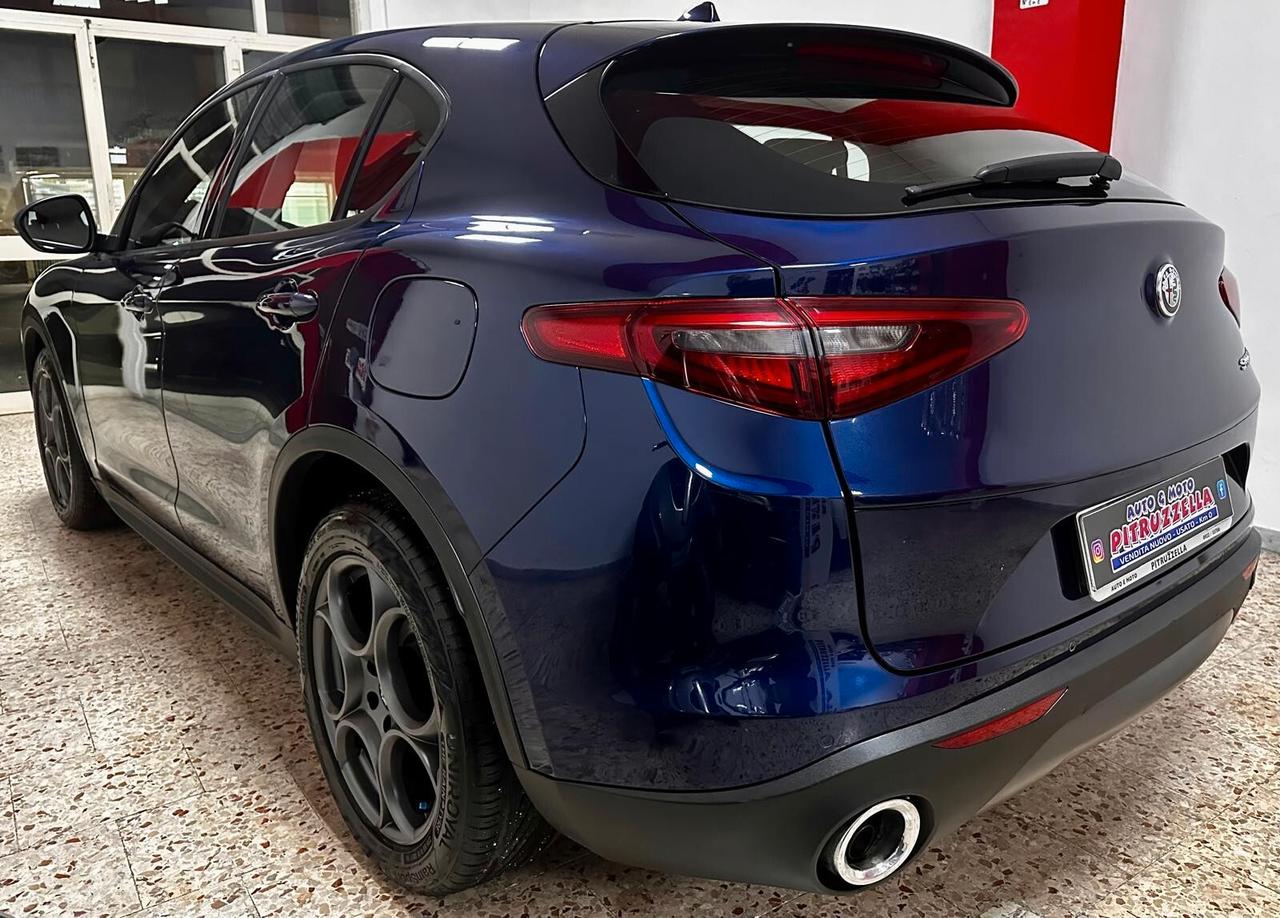 Alfa Romeo Stelvio 2.2 Turbodiesel 160 CV AT8 RWD Business
