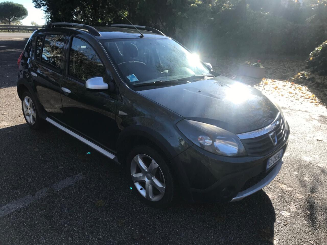 Dacia Sandero Stepway 1.6 8V 85cv GPL al 2032