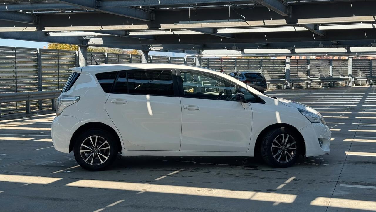 Toyota Verso 1.6 D-4D Style 7 posti