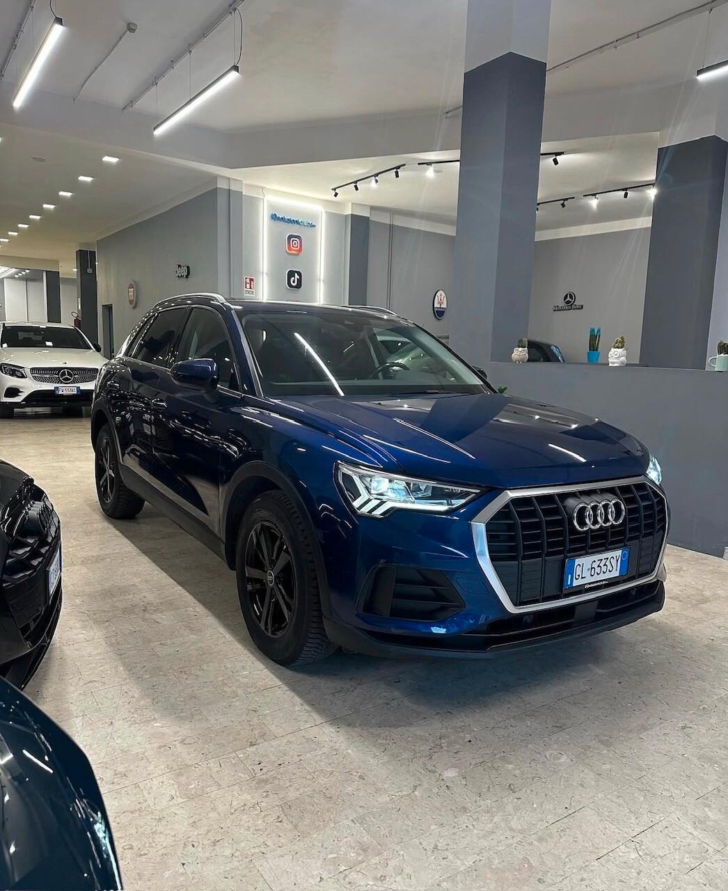 Audi Q3 35 TDI S tronic Business