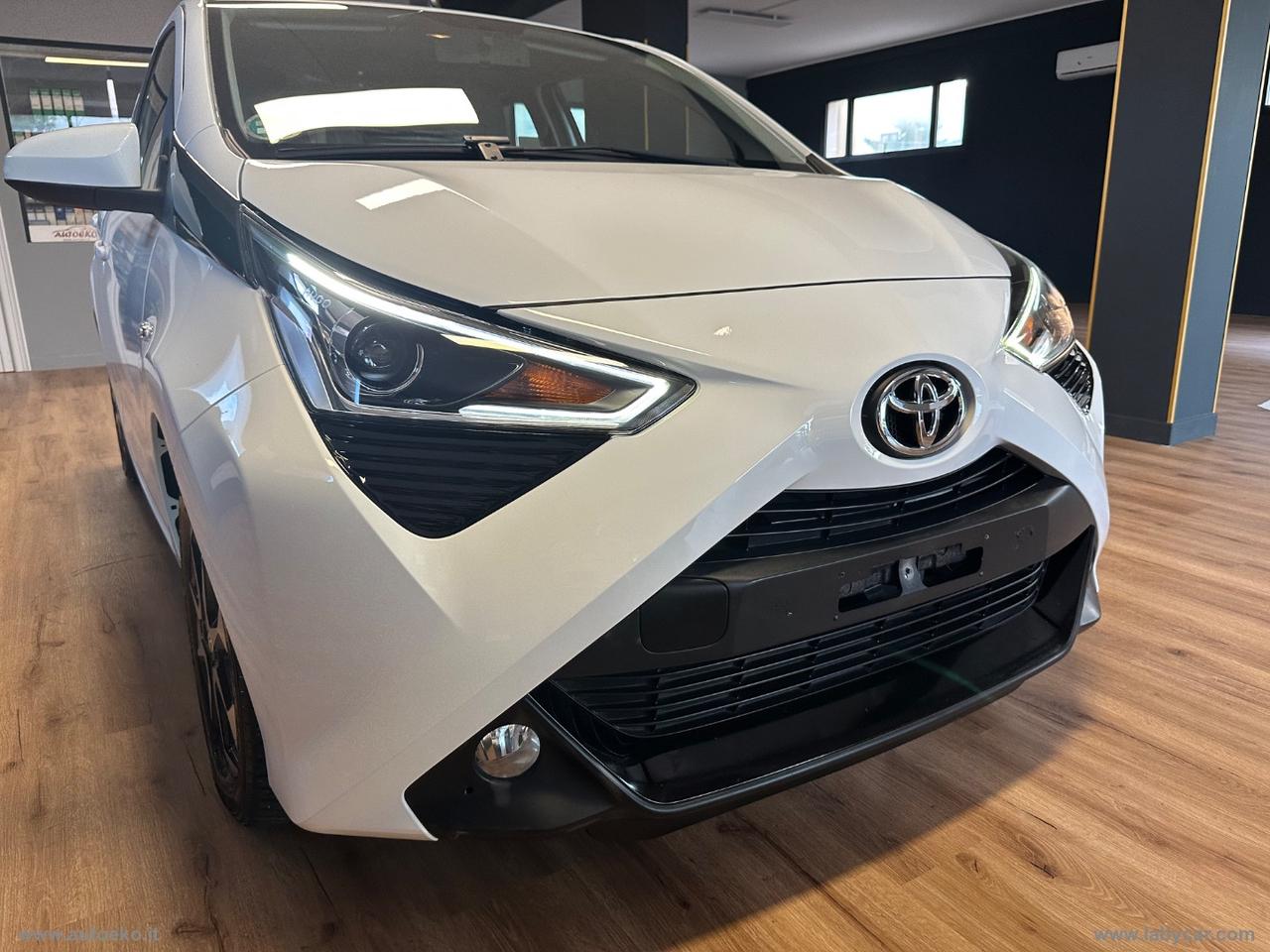 TOYOTA Aygo Connect 1.0 VVT-i 72 CV 5p.Team Deutschland