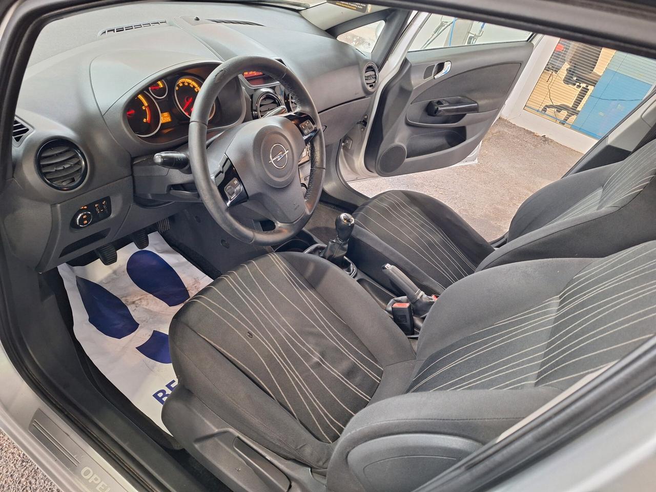 Opel Corsa 1.3 CDTI 75CV ecoFLEX 5 porte Edition NEOPATENTATI