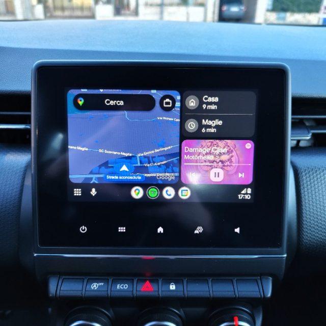 RENAULT Clio TCe 90 CV Business