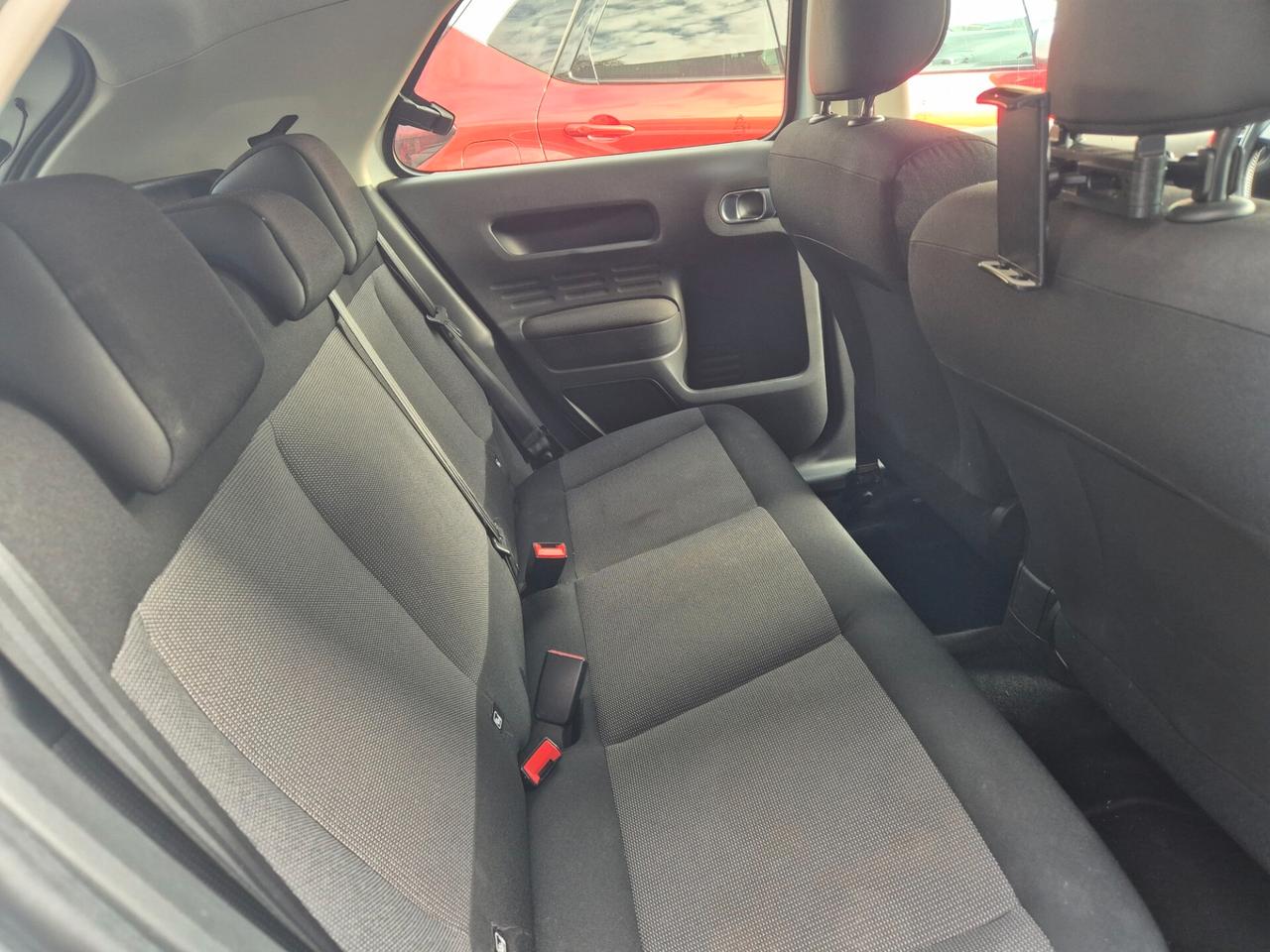 Citroen C4 Cactus BlueHDi 100 Shine