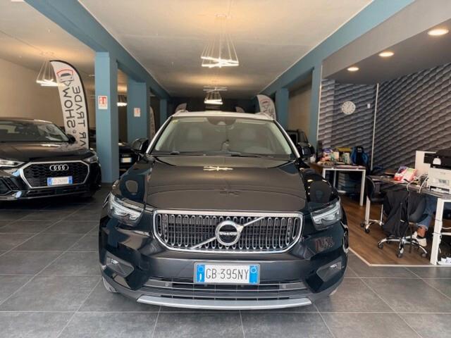 VOLVO XC40 T3 GEARTRONIC BUSINESS PLUS