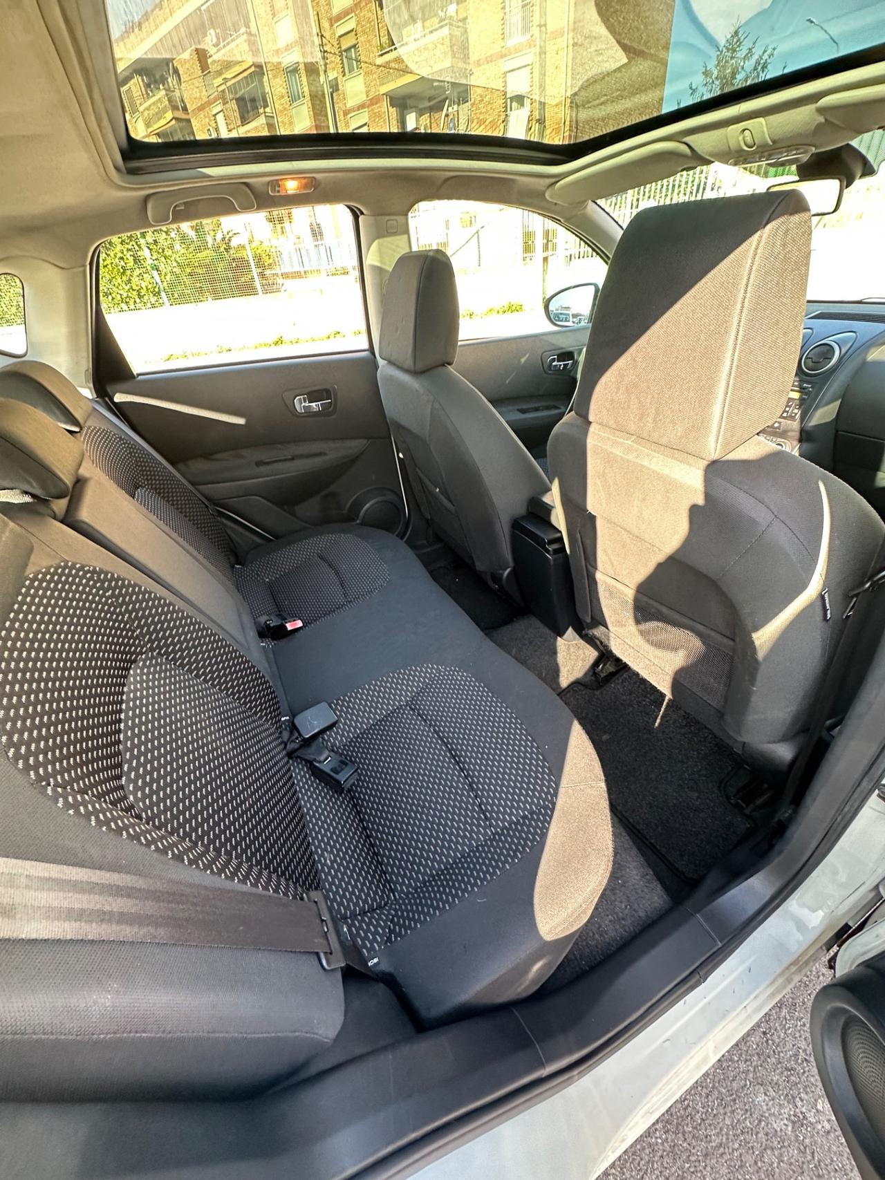 Nissan Qashqai 2.0 dCi DPF Tekna