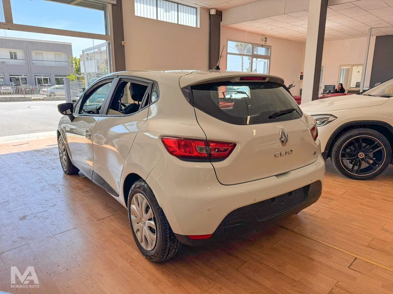 Renault Clio 1.5 dCi 8V 75CV zen 2015