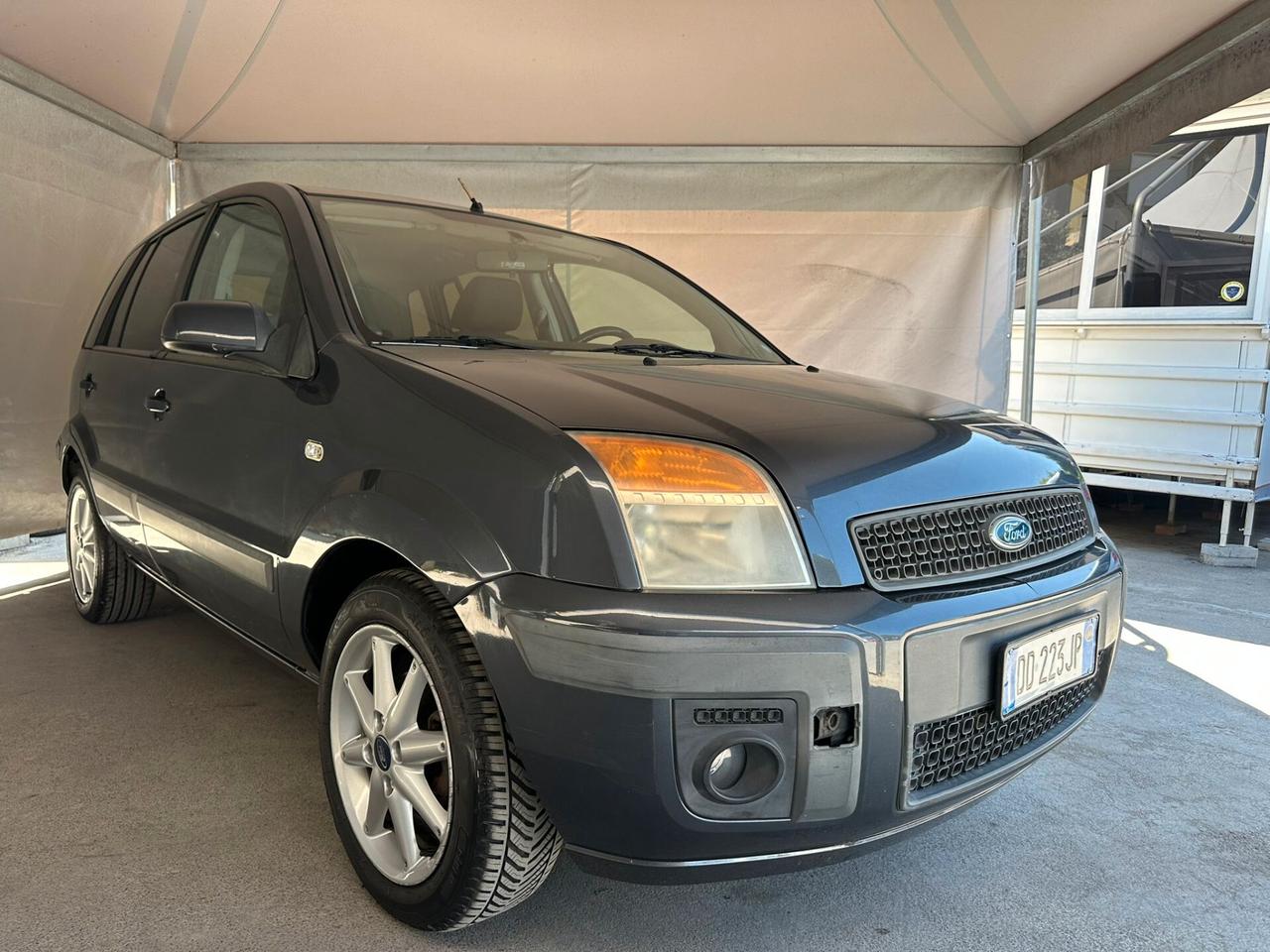 Ford Fusion 1.4 TDCi 5p. Collection