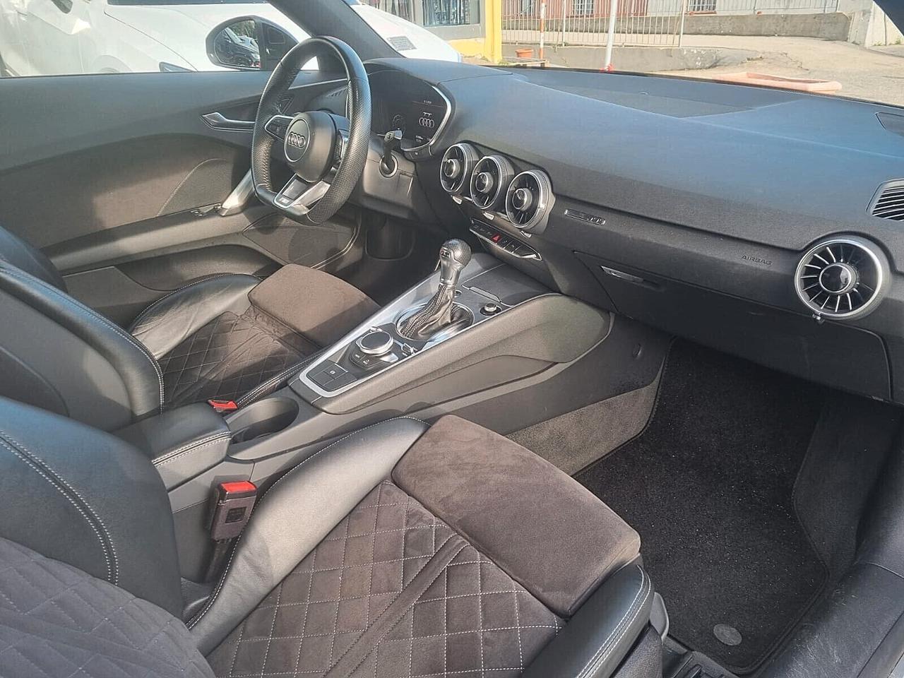 Audi TT Coupé 40 TFSI S-LINE 197cv