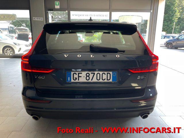 VOLVO V60 B5 AWD Mild Hybrid autom. Momentum Business Pro