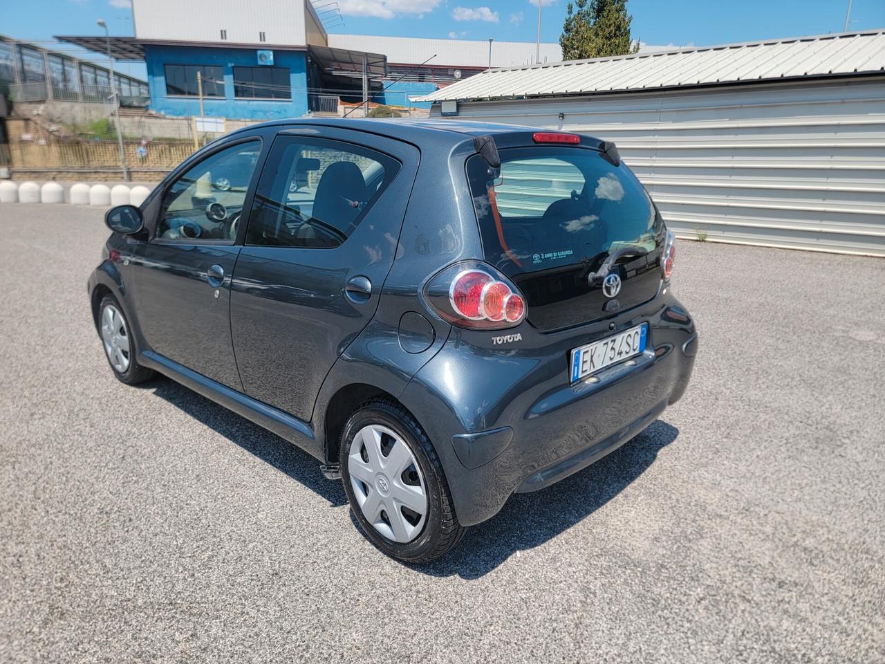 Toyota Aygo 1.0 12V VVT-i 5 porte AUTOMATICA