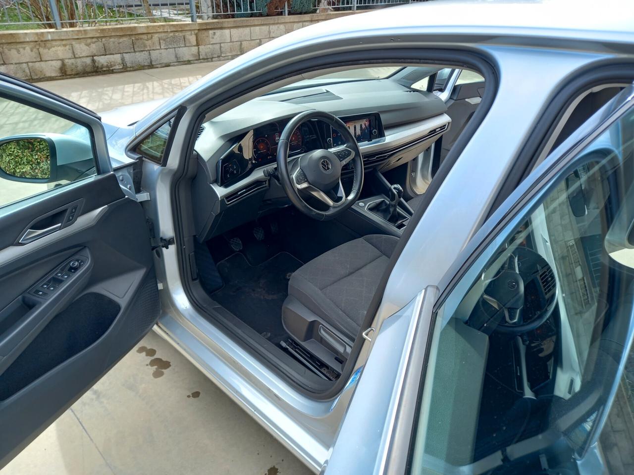 Volkswagen Golf 8 2.0 TDI Style 2021