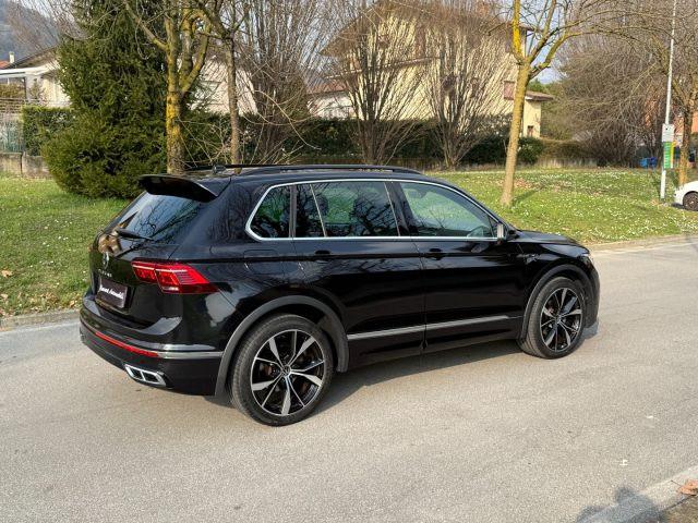 VOLKSWAGEN Tiguan 2.0 TDI 150 CV SCR DSG R-Line UNICO PROPRIETARIO