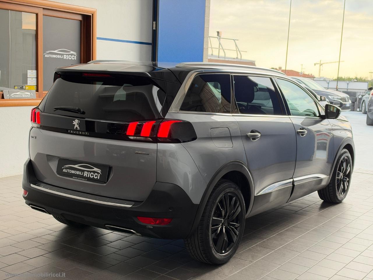 PEUGEOT 5008 BlueHDi 130 S&S EAT8 GT Line 7 POSTI