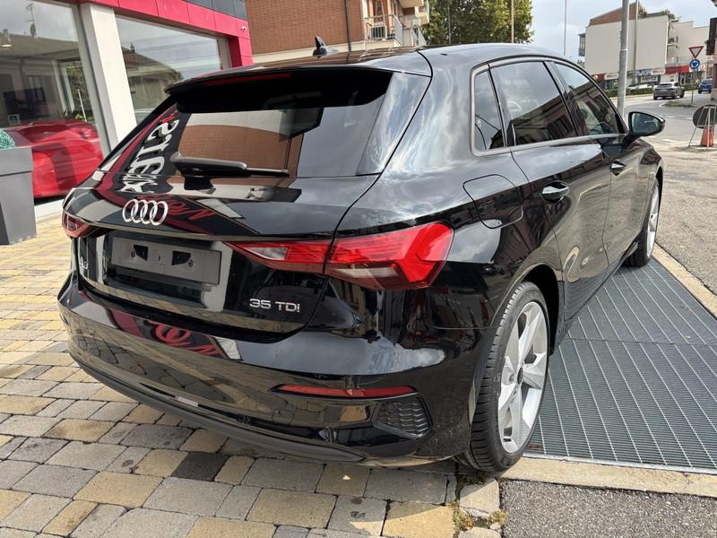 Audi A3 Sportback 35 2.0 tdi Business s-tronic LED-NAVI-18"