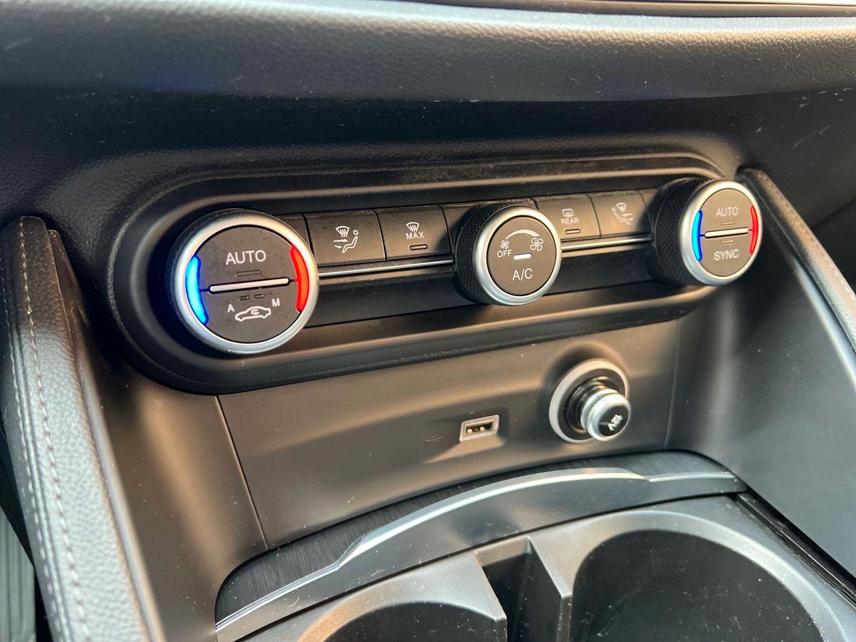 ALFA ROMEO Stelvio 2.2 t Business Q4 190cv auto