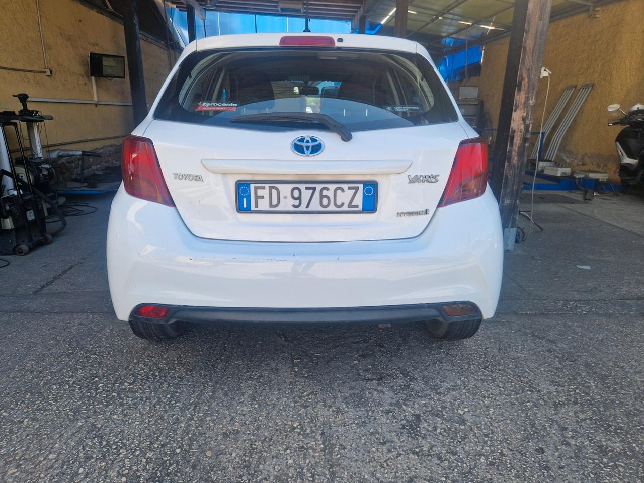 Toyota Yaris 1.5 Hybrid VAN AUTOCARRO