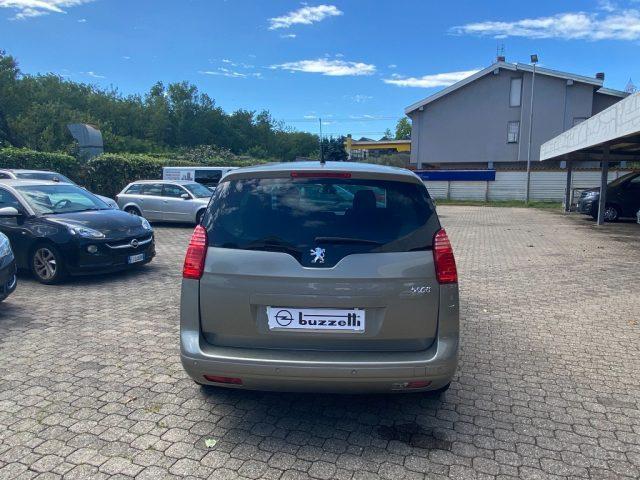 PEUGEOT 5008 1.6 VTi 120CV Tecno