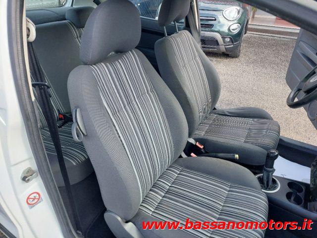 VOLKSWAGEN Fox 1.2