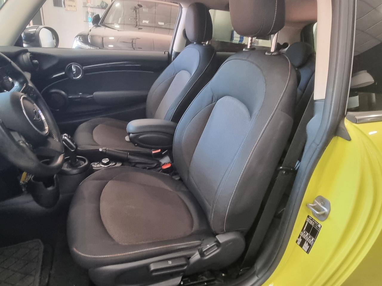Mini 1.5 Cooper Resolute cambio automatico 3 porte