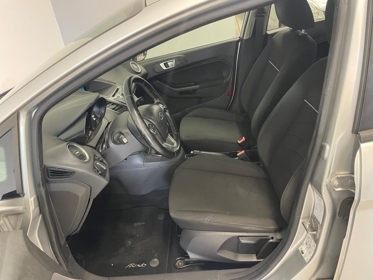 Ford Fiesta 1.4 5 porte Bz.- GPL Business Perfetta !