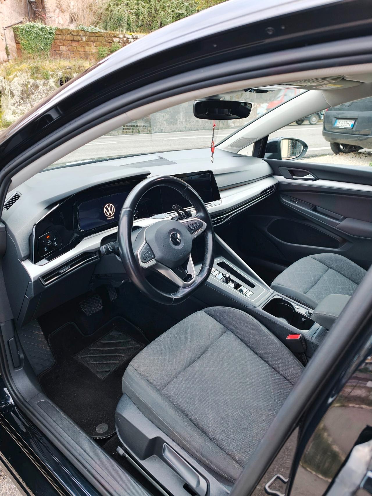 Volkswagen Golf 2.0 TDI DGS Style