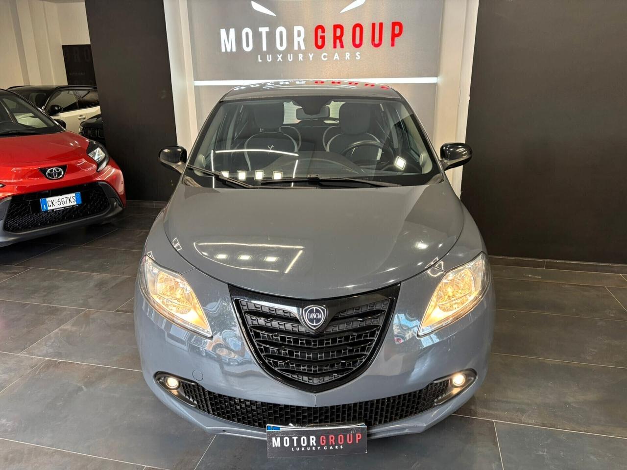 Lancia Ypsilon 1.3 MJT 16V 95 CV 5 porte S&S Silver