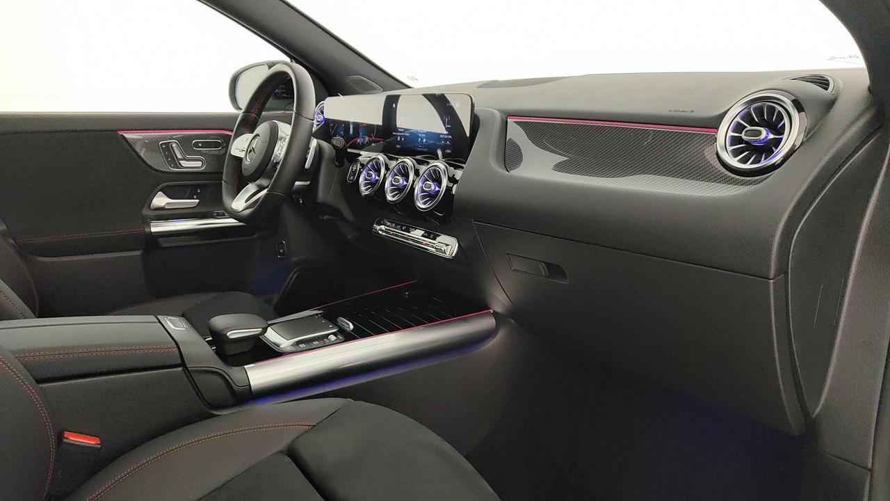 Mercedes-Benz GLA 200 d Premium 4matic auto