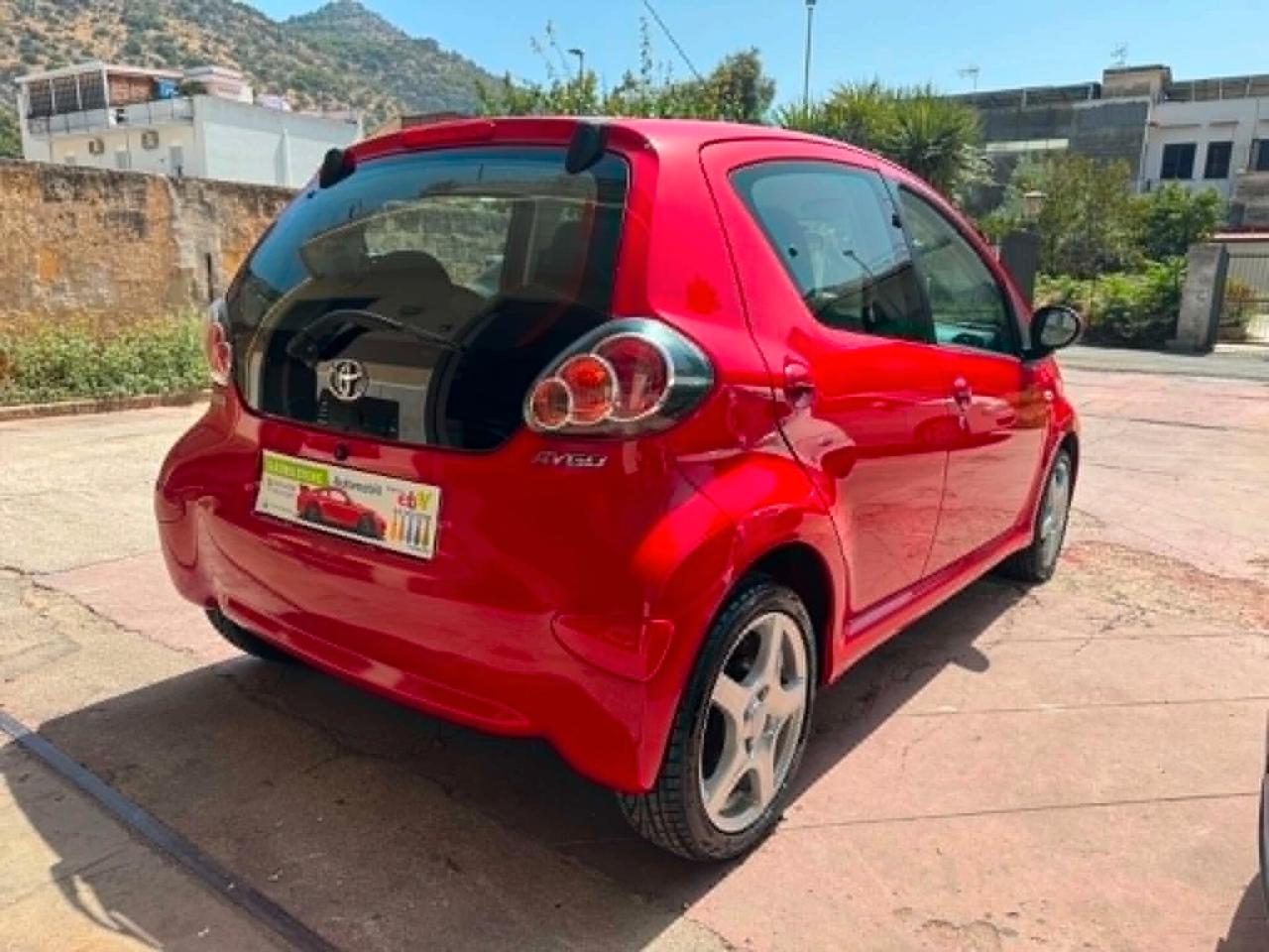 TOYOTA AYGO 1.0 68CV 2014 EURO 5 FULL BENZINA
