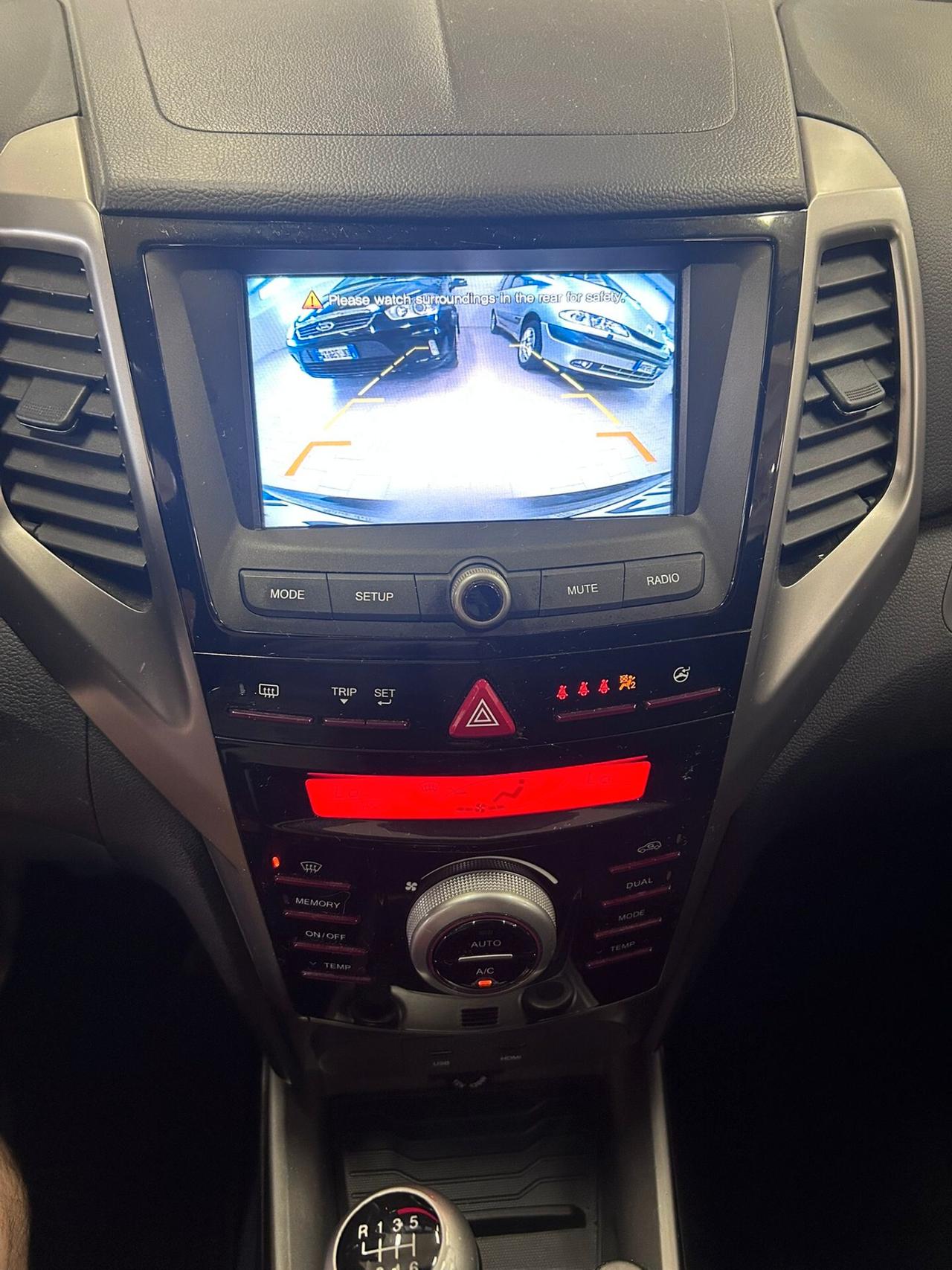 Ssangyong Tivoli 1.6d 2WD GO Be Hot Aebs
