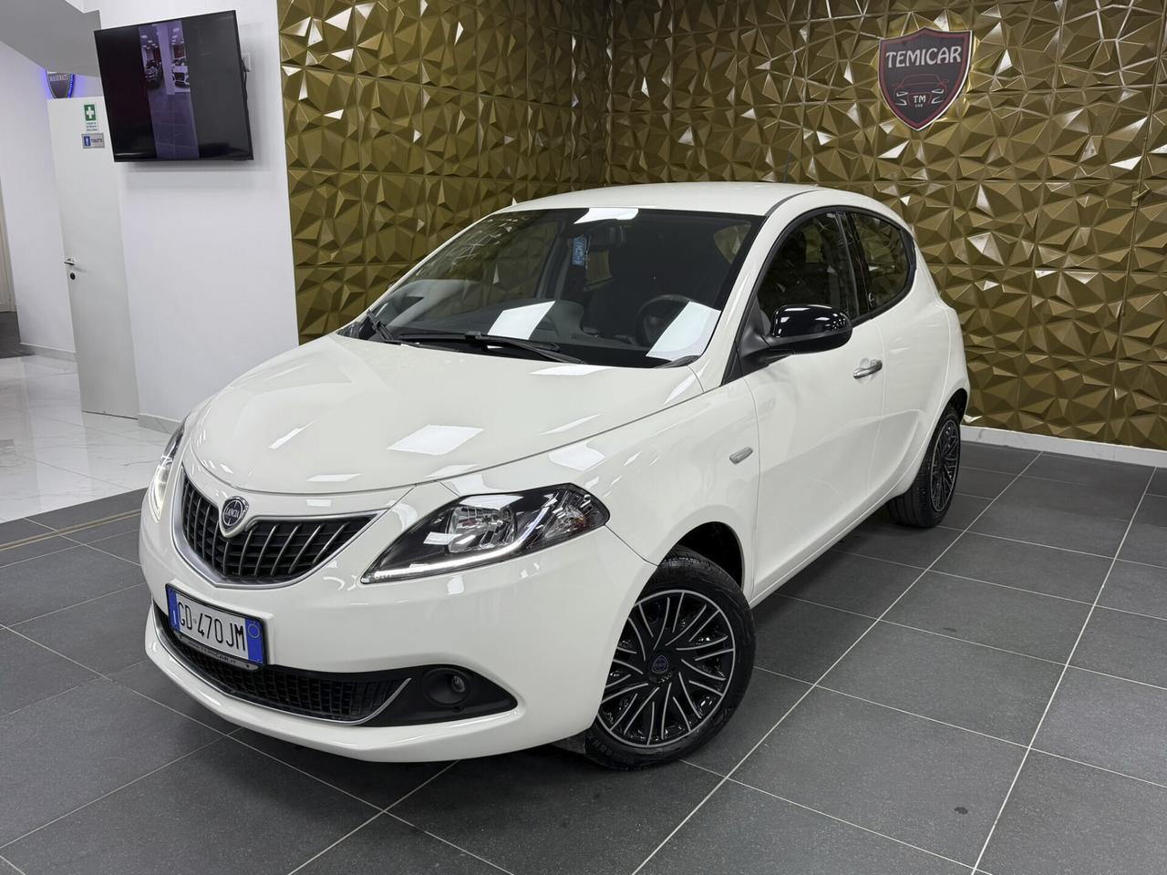 Lancia Ypsilon 1.0 FireFly 5 porte S&S Hybrid Ecochic Gold