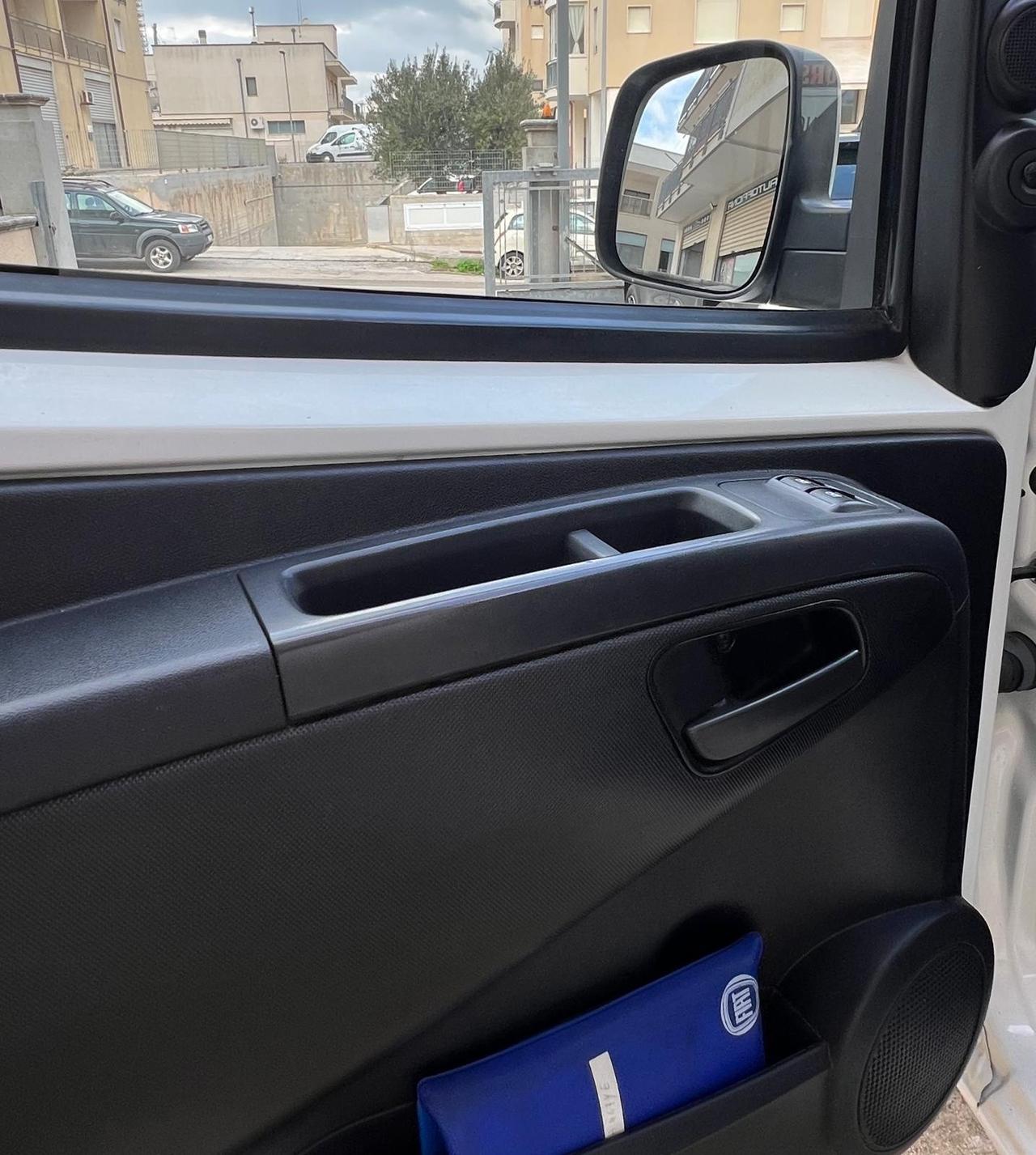 Fiat Fiorino 1.3 MJT 95CV Cargo
