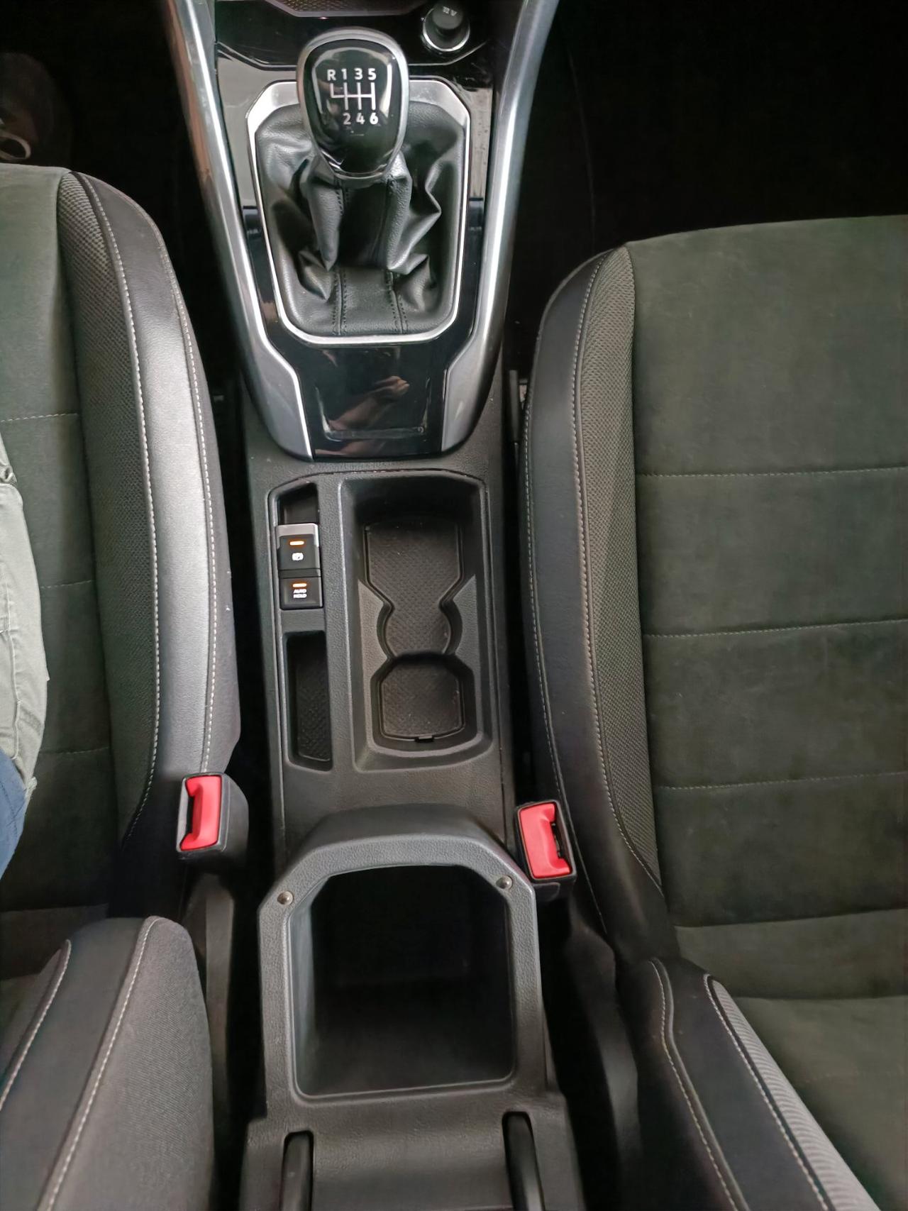 Volkswagen T-Roc 1.0 tsi Style 110cv