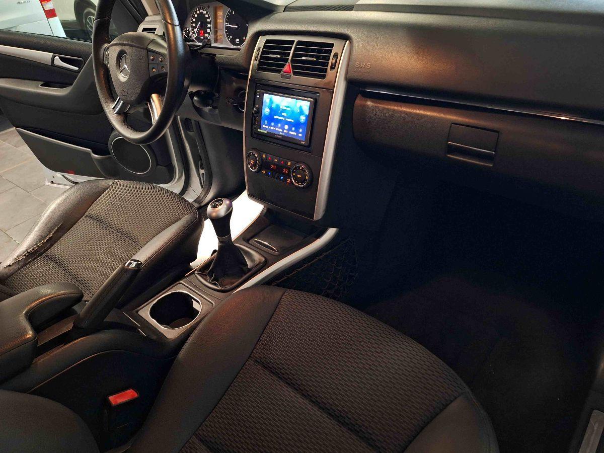 MERCEDES B 180 CDI Premium - GANCIO TRAINO - APPLE - RADIO DAB - X NEO-PATENT