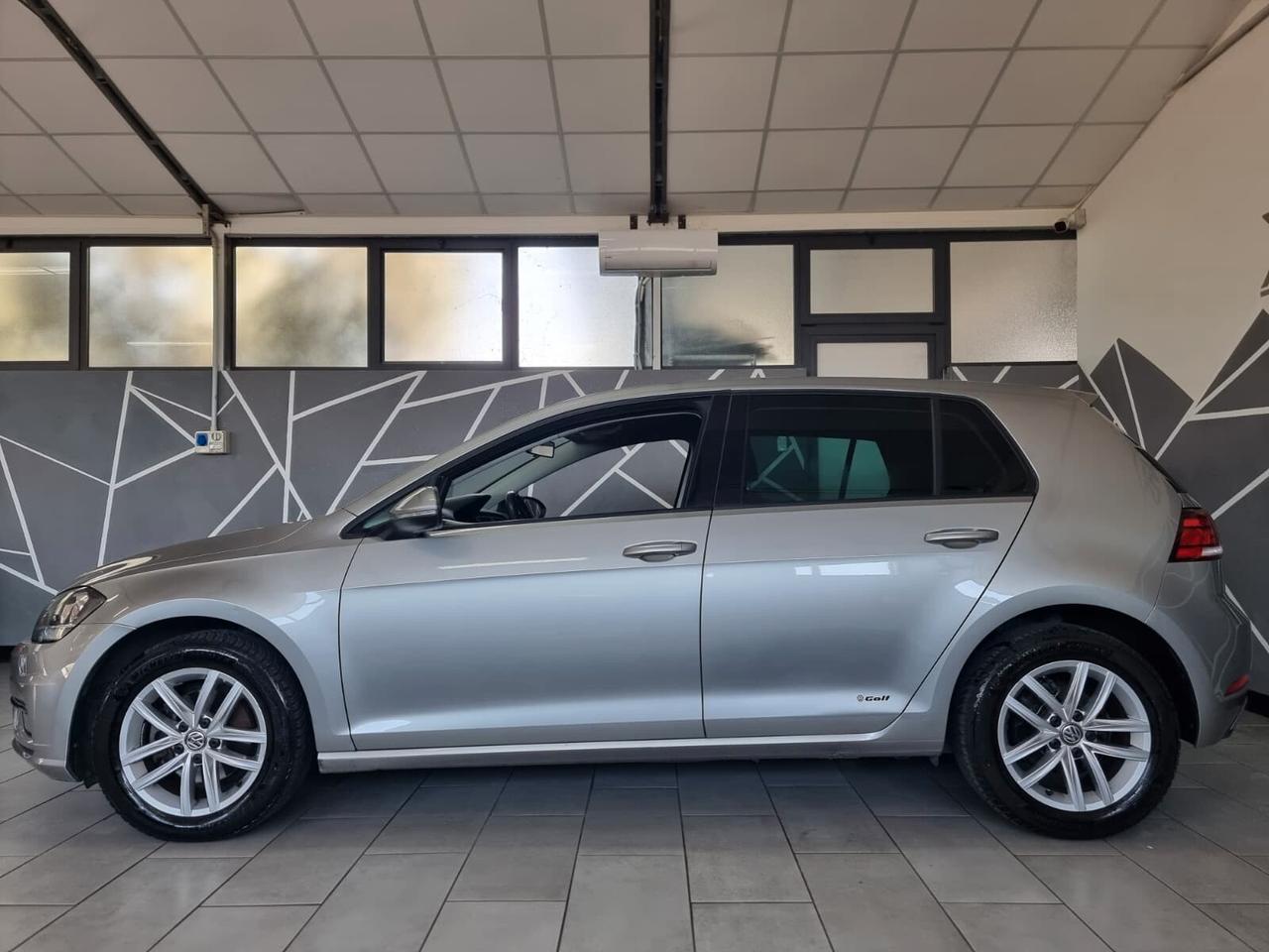 Volkswagen Golf 1.6 TDI 5p. Highline NEOPATENTATI