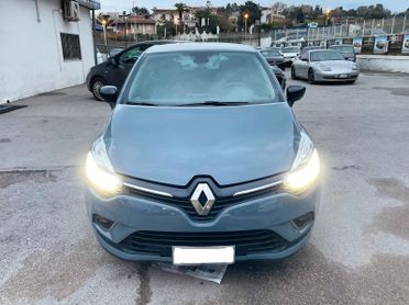 Renault Clio dCi 8V 75 CV 5 porte Duel