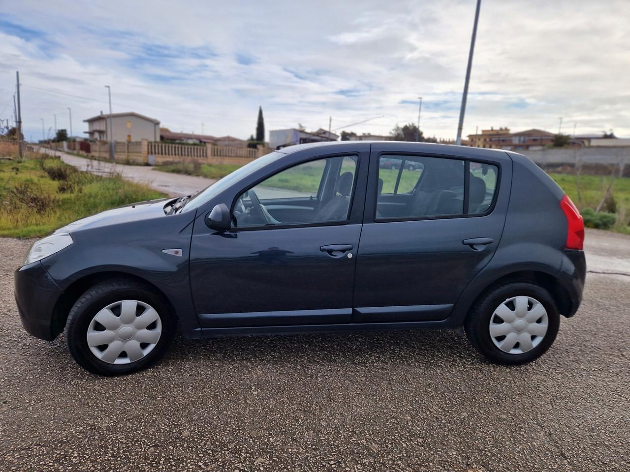 Dacia Sandero 1.4 8V GPL Ambiance