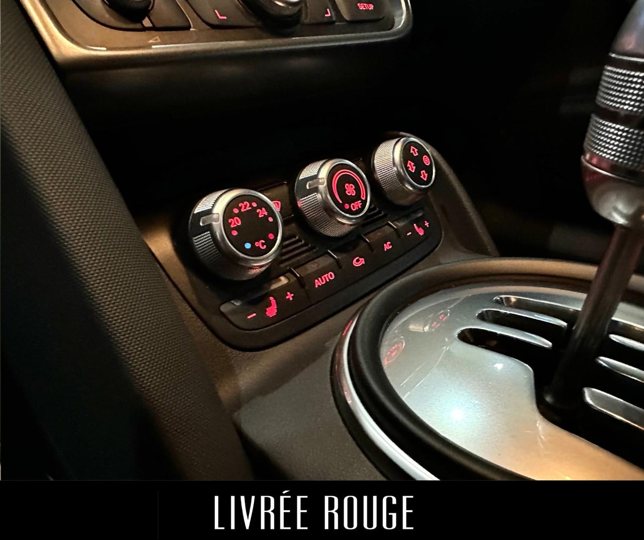 Audi R8 4.2 V8 quattro MANUALE