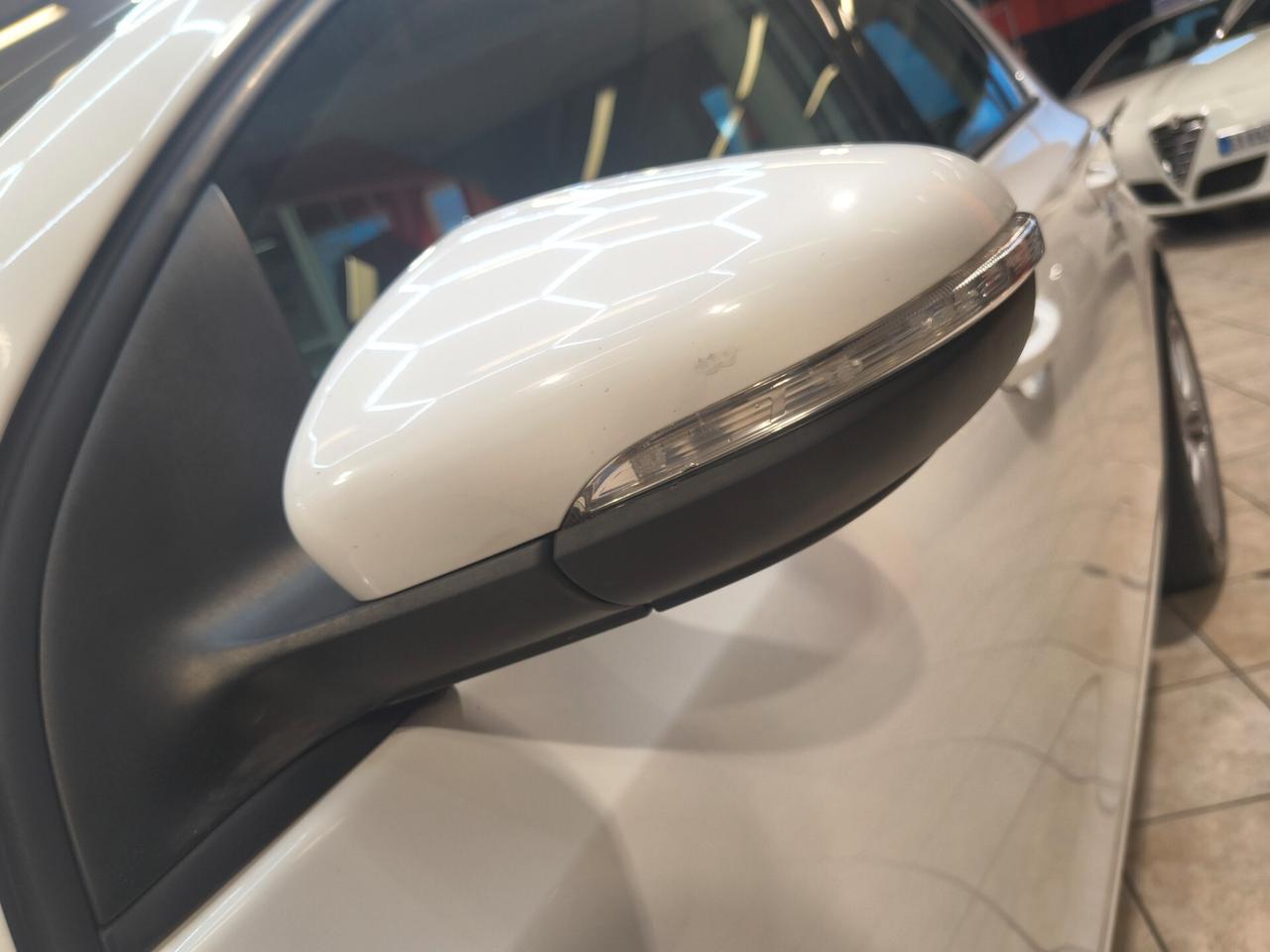 Volkswagen Golf 1.6 TDI DPF 5p. Comfortline 139000KK