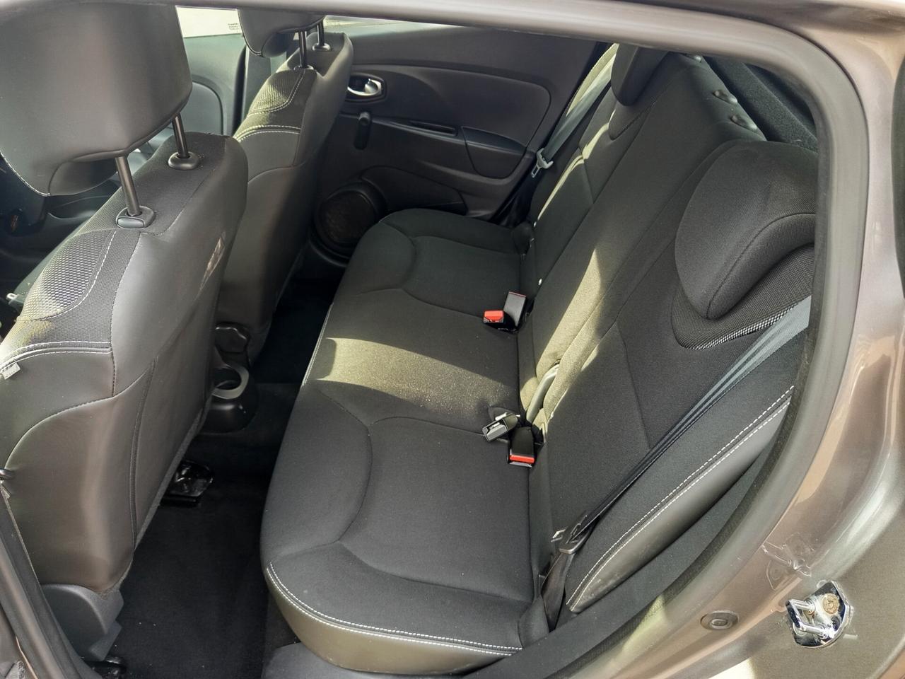 Renault Clio 1.5 dCi Duel