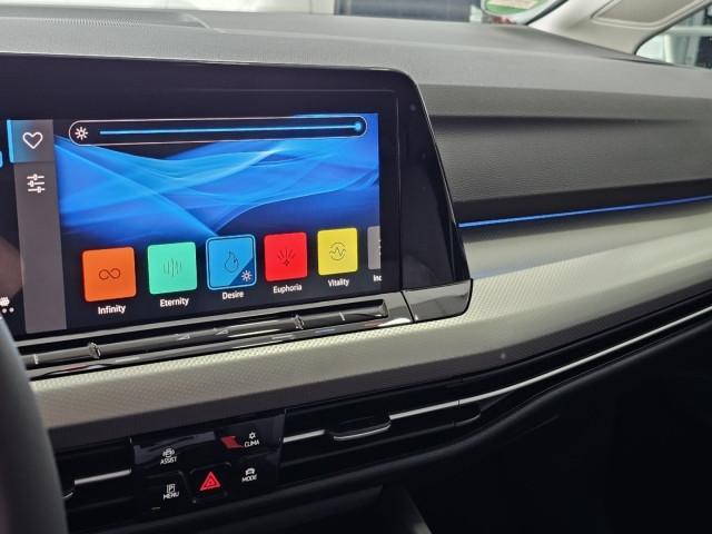 Volkswagen Golf TDI MOVE LIFE C.16 Tetto Nav Led Matrix Clima3Zone