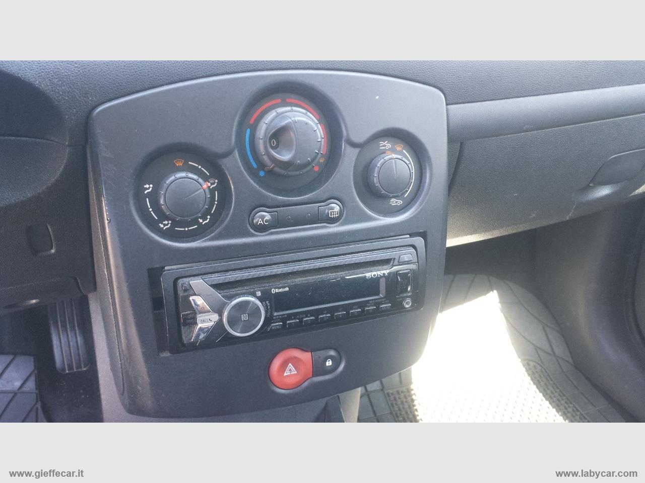 RENAULT Clio 1.2 5p. A GPL