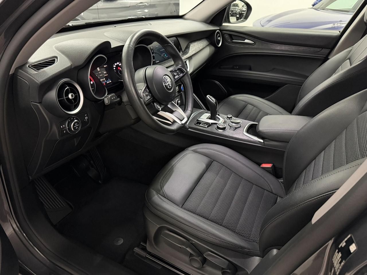 Alfa Romeo Stelvio 2.2 TD 190 CV EXECUTIVE Q4 RUOTINO GOMME NUOVE PIRELLI