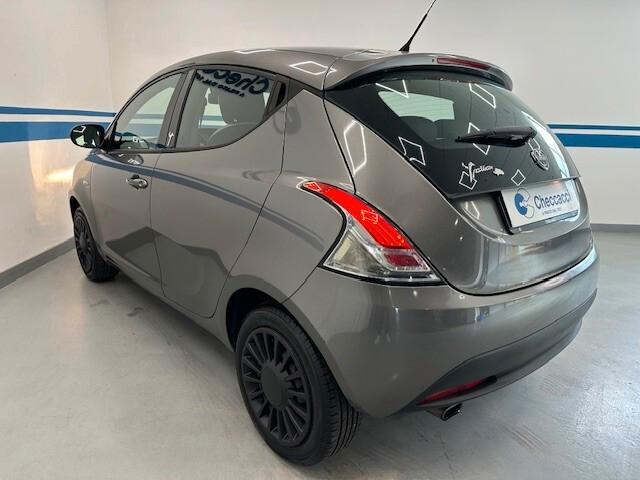 Lancia Ypsilon 1.2 8v Elefantino 69cv *74.000 KM * EURO6 *