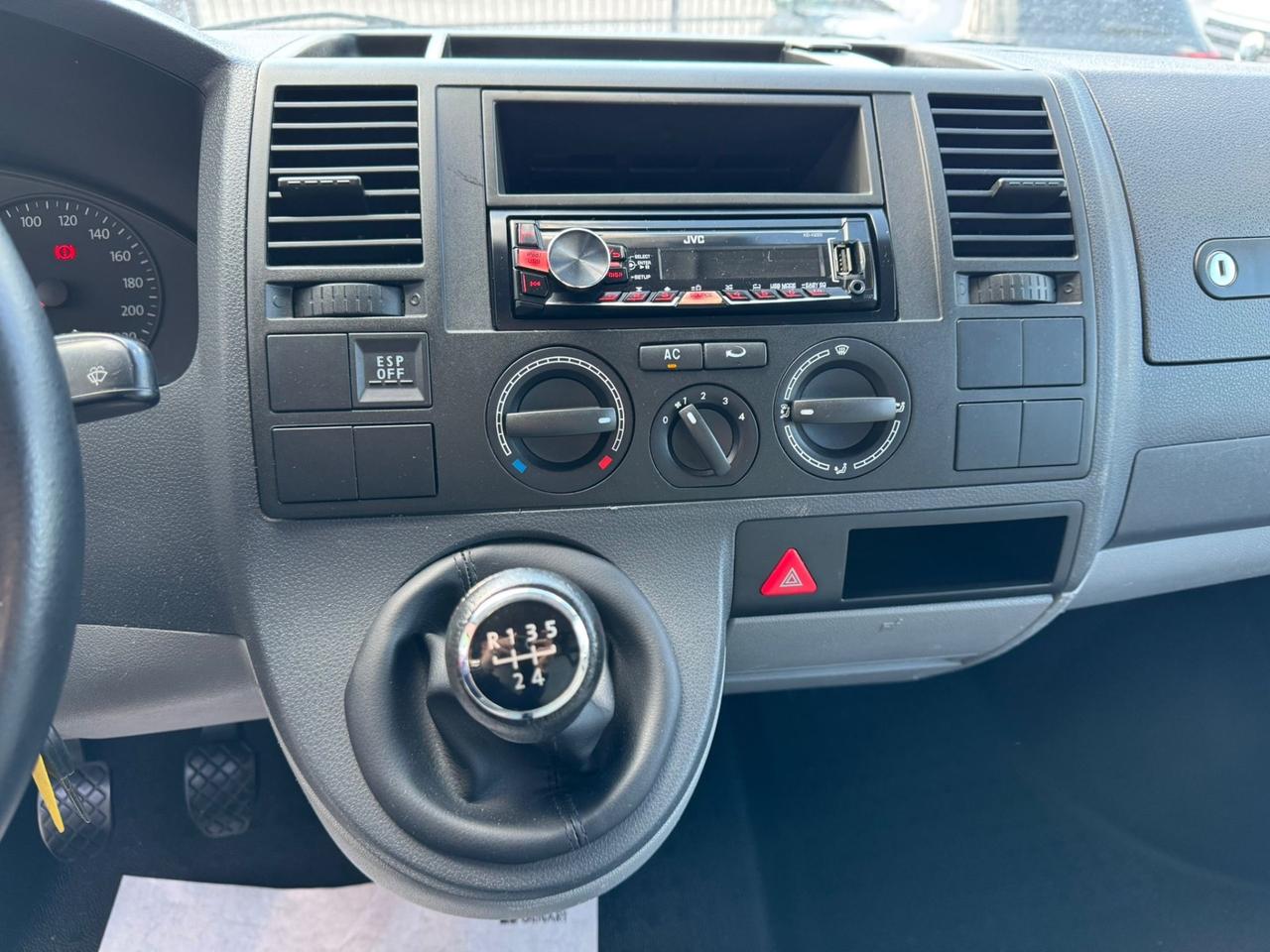 Volkswagen Transporter 1.9 TDI Camper